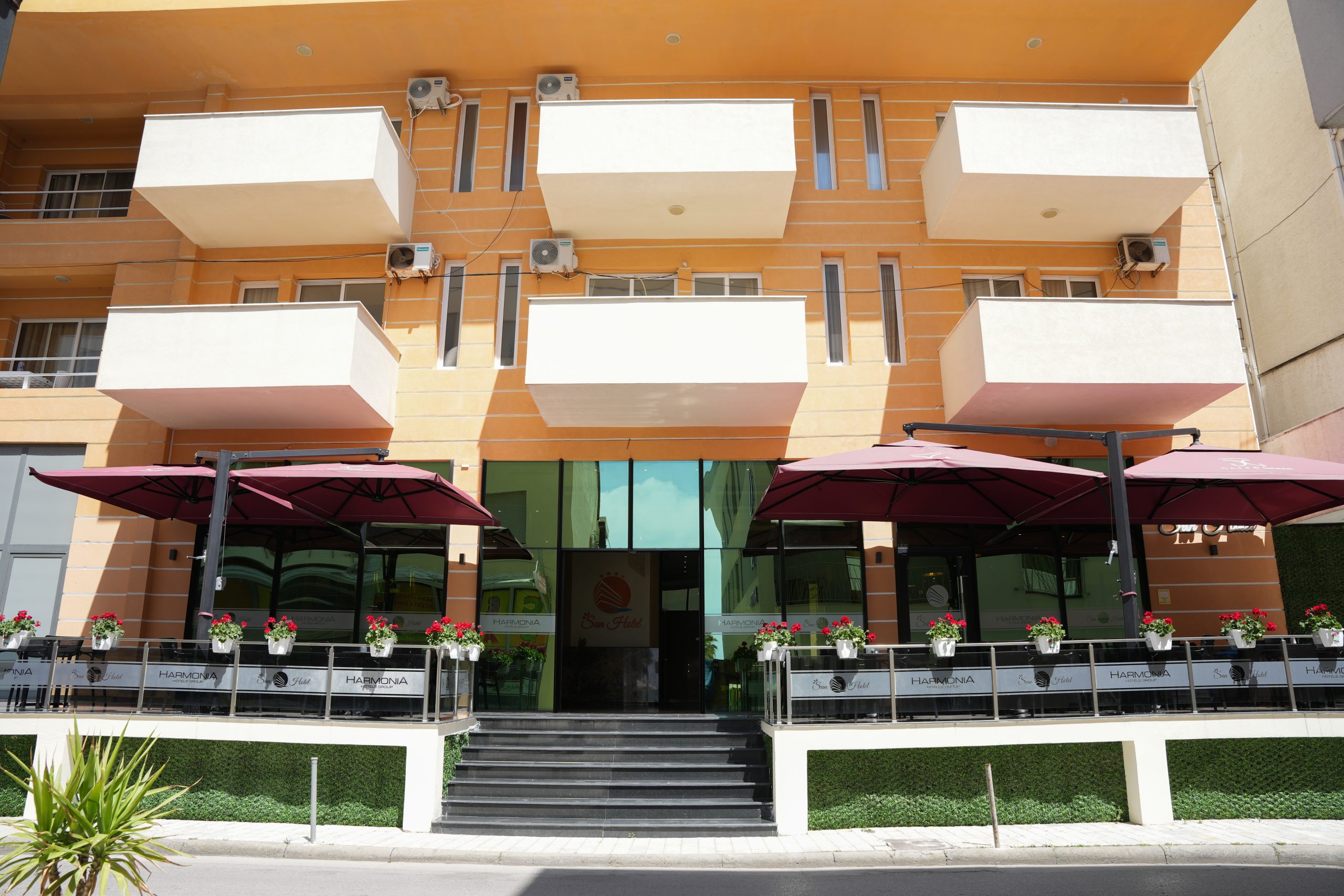Sun Hotel1