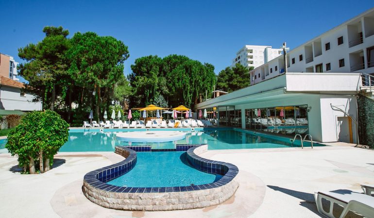 Metropolis Palace 3*– Polupansion – Drač, Albanija za penzionere